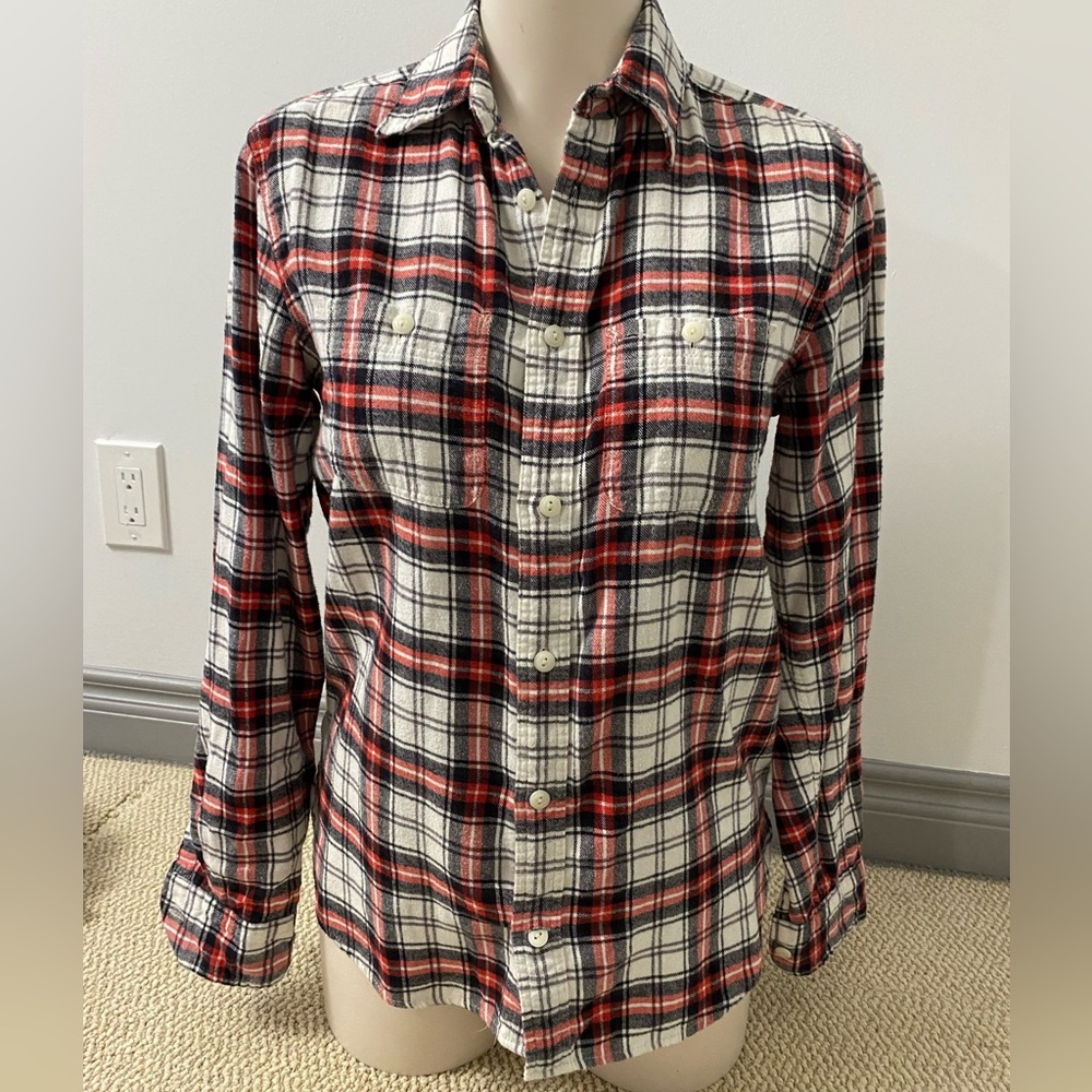 2/$20❤️- SHIRT | Women’s Gap plaid shirt size XS